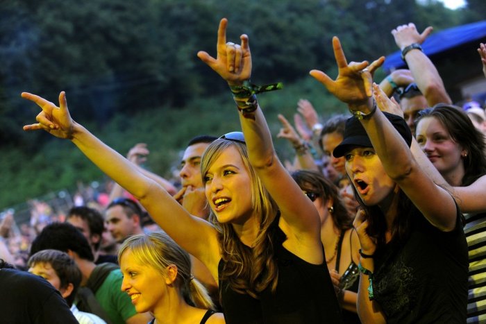 Ilustračný obrázok k článku Prvý májový víkend už klope na dvere: Kam v Mikuláši za zábavou a oddychom?