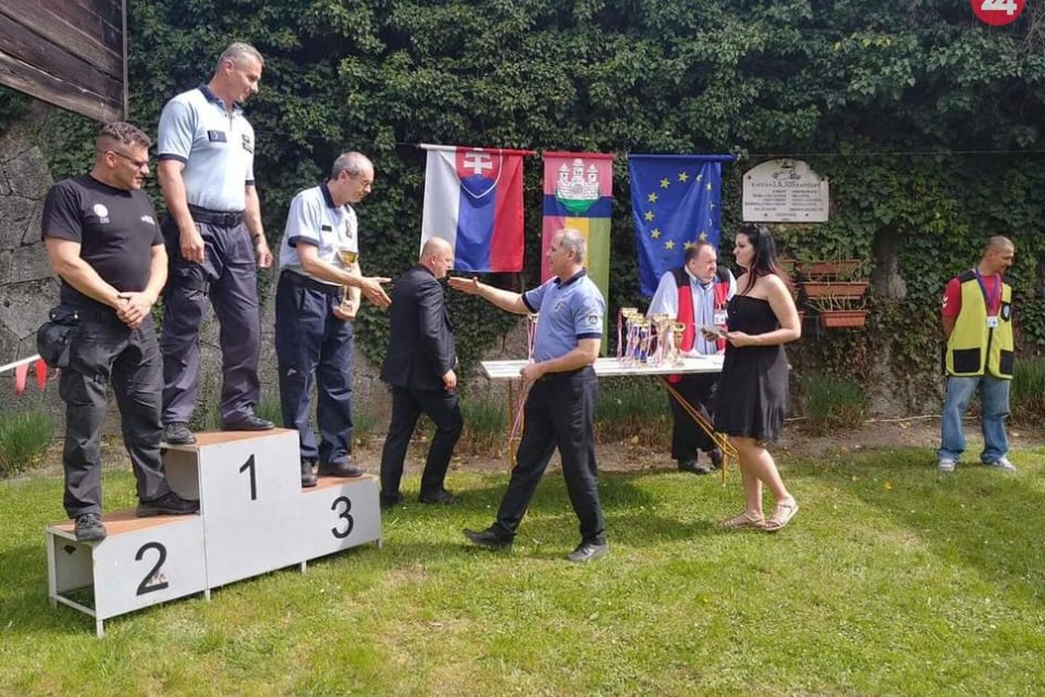 Ilustračný obrázok k článku Mestskí policajti reprezentovali Topoľčany: V streleckej súťaži so skvelými výsledkami
