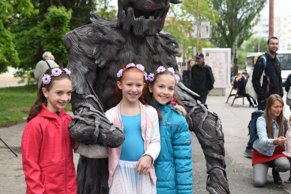 Ilustračný obrázok k článku Kam sa vybrať cez týždeň? Vychutnajte si filmový festival, krst albumu, párty či divadlo!