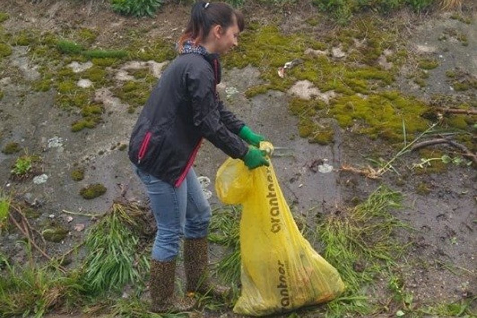 Ilustračný obrázok k článku Bystričania vyčistia Malachovský potok: Ľudí čakajú aj PREHLIADKY a vedecké EXPERIMENTY