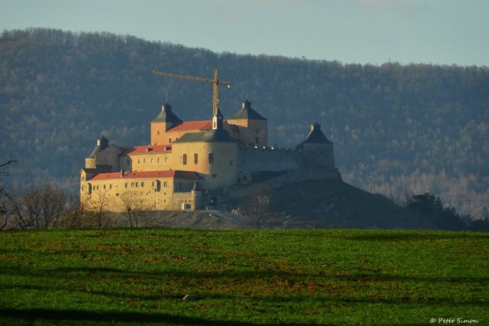 Ilustračný obrázok k článku Obnova Krásnej Hôrky bude vraj najrozsiahlejšou v jej histórii: Čo má pribudnúť?