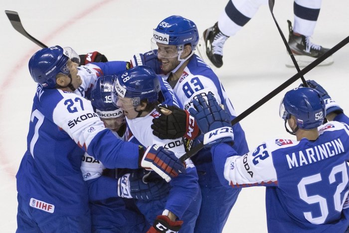 Ilustračný obrázok k článku Slováci na úvod MS zdolali Američanov: Sukeľ s gólom a ocenením pre najlepšieho hráča!