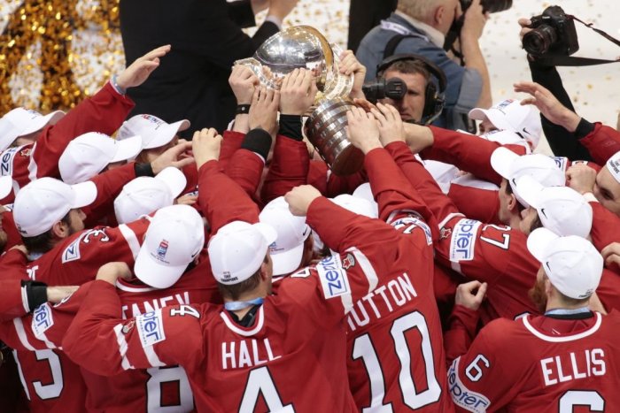 Ilustračný obrázok k článku Hokejoví medailisti: Svetu vládne Kanada, na päty jej šliape Rusko