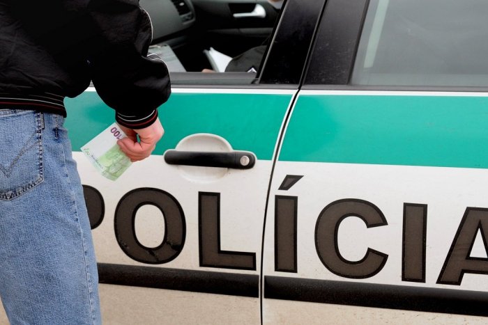 Ilustračný obrázok k článku Policajti sa chystajú na cesty v kraji. Termíny kontrol okres za okresom