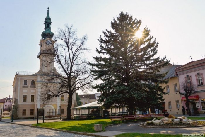 Ilustračný obrázok k článku Mesto ide do rekordných investícií: Veľkou položkou je obnova mosta nad riekou Poprad