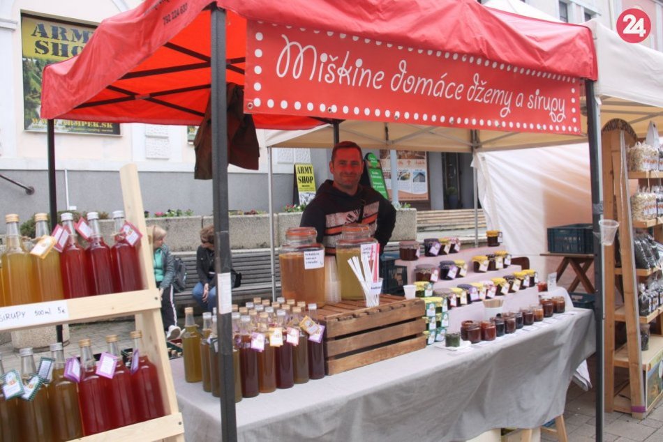 Ilustračný obrázok k článku Centrum Popradu zaplnili stánky s dobrotami od slovenských farmárov a výrobcov, FOTO