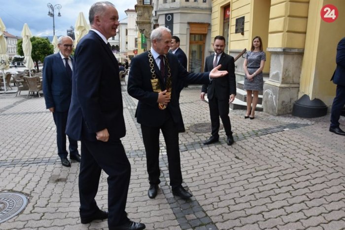 Ilustračný obrázok k článku Rozlúčkové turné prezidenta Kisku: Župa počas predchádzajúceho vedenia strašne upadla