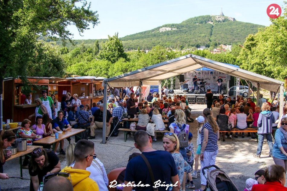 Ilustračný obrázok k článku Nitru čaká poriadna veselica: Blížia sa Svätourbanské zoborské slávnosti