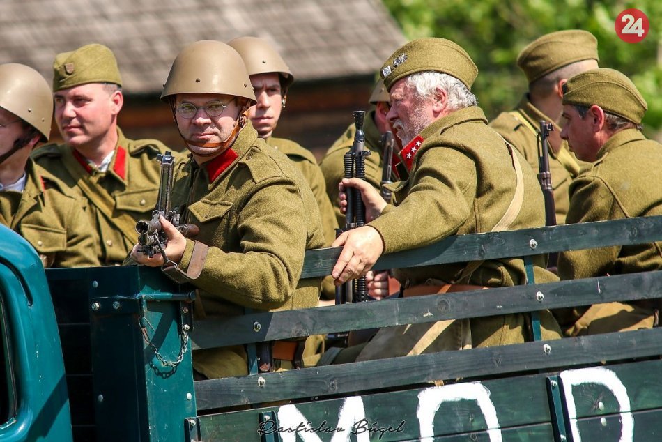 Ilustračný obrázok k článku Vláčik, historické traktory či ukážky bojov: PROGRAM v poľnohospodárskom múzeu