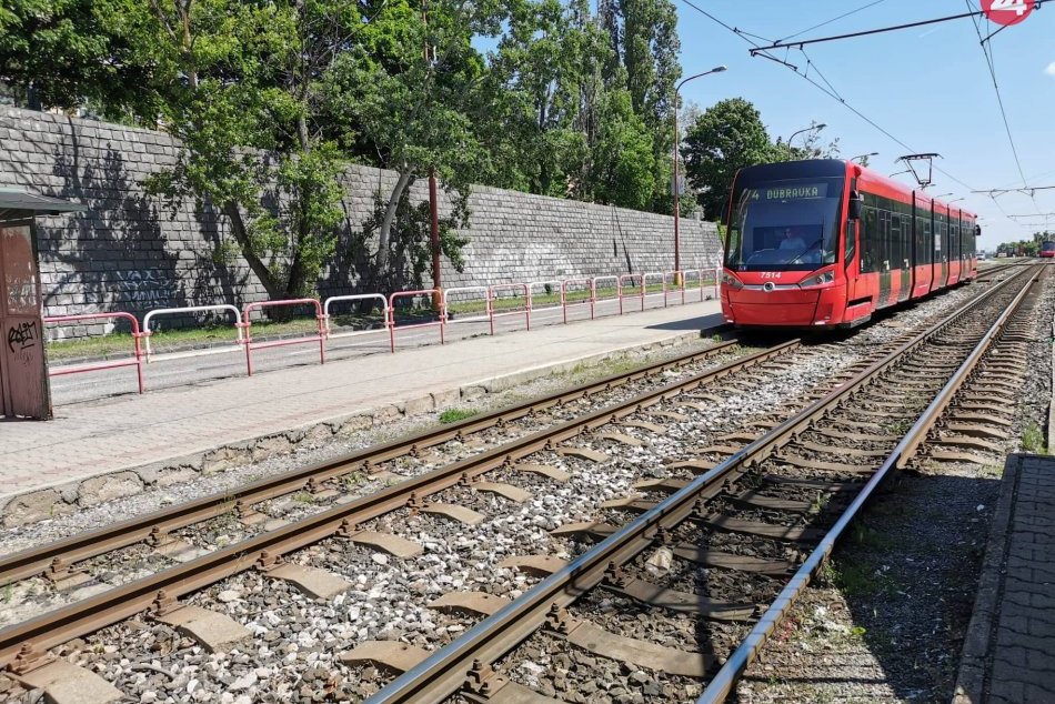 Ilustračný obrázok k článku Rekonštrukcia Dúbravsko-Karloveskej radiály sa blíži. Dopravný podnik chce kúpiť autobusy