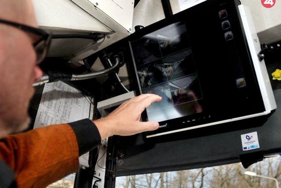 Ilustračný obrázok k článku Dopravný podnik zabezpečí všetky nočné linky funkčným kamerovým systémom