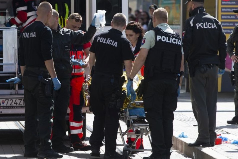 Ilustračný obrázok k článku SaS chce, aby sa incidentom na Obchodnej ulici zaoberal brannobezpečnostný výbor