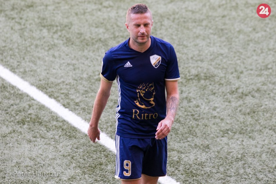 Ilustračný obrázok k článku Tvrdá rana pre FK Poprad: Budúcnosť klubu ohrozená, stratil hlavného sponzora