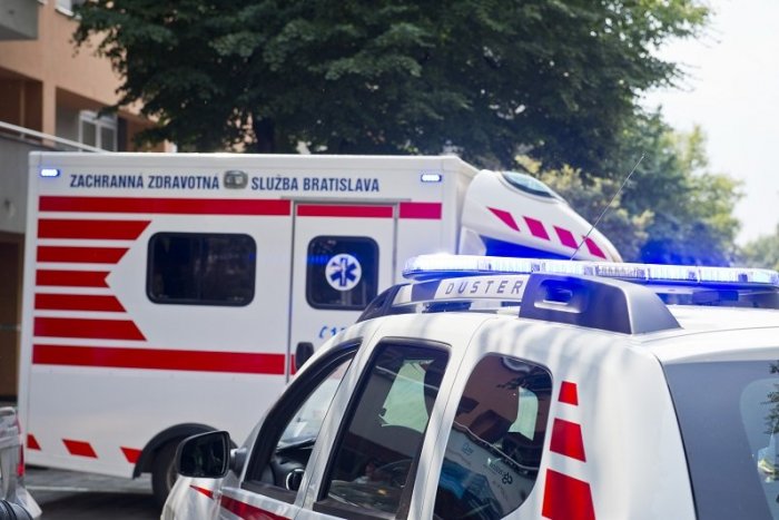 Ilustračný obrázok k článku Nešťastie v Karlovke! Z okna bytu vypadol 3-ročný chlapček!