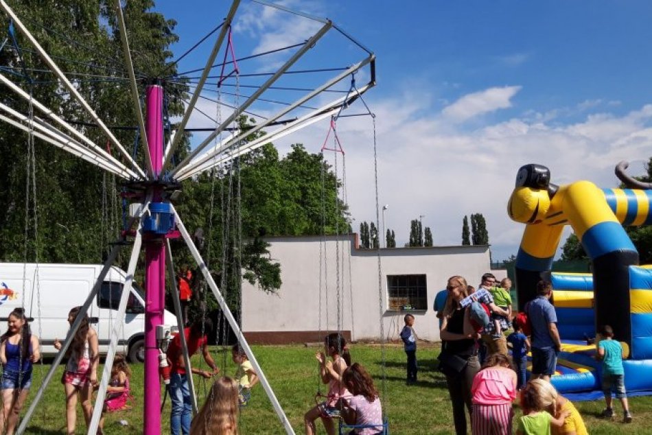 Ilustračný obrázok k článku Hry, astrorozprávky či hmyzí hotel: Deň detí v celom Prešovskom kraji bude VEĽKOLEPÝ