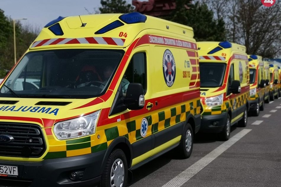 Ilustračný obrázok k článku Vozový park záchraniek sa obnovuje. Pacientov v Bratislave už vozia nové sanitky