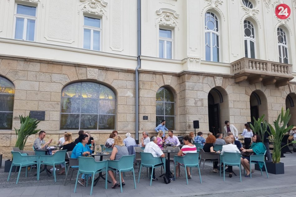 Ilustračný obrázok k článku Epidemiológ upokojuje: Prestaňme deltu DÉMONIZOVAŤ, úmrtnosť je asi 20-krát NIŽŠIA