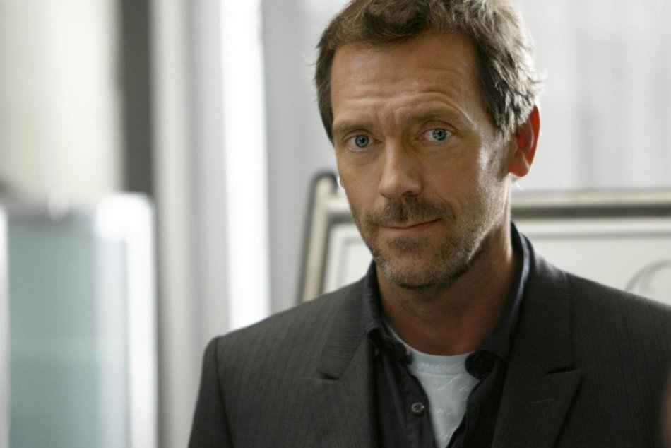 Ilustračný obrázok k článku Svet ho pozná ako nezabudnuteľného Dr. Housa: Herec Hugh Laurie oslavuje 60 rokov