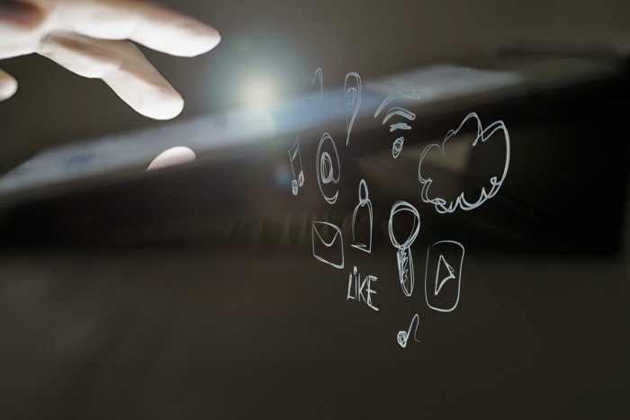 Ilustračný obrázok k článku Zriadenie bezplatných WiFi zón v obciach: Podľa Rašiho je o projekt veľký záujem