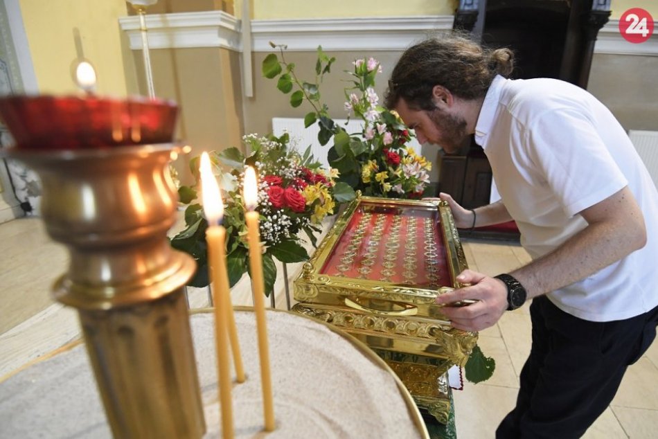 Ilustračný obrázok k článku Relikvie svätca mali navštíviť aj Nitru: Pre koronavírus ich však veriaci neuvidia