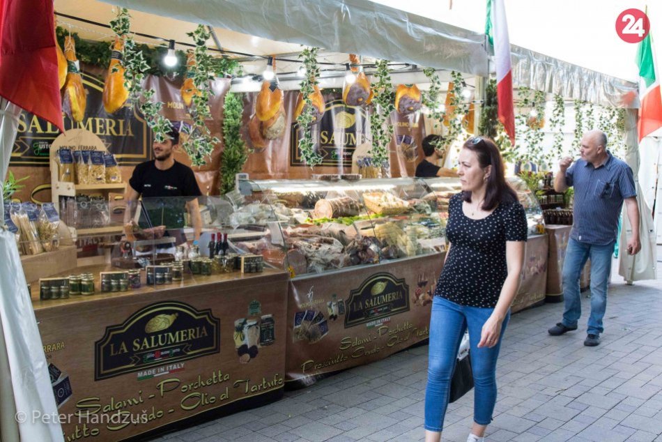 Ilustračný obrázok k článku Bude bez obmedzení: Počas Viva Italia budú riešiť aj možné odlety z Popradu na olympiádu