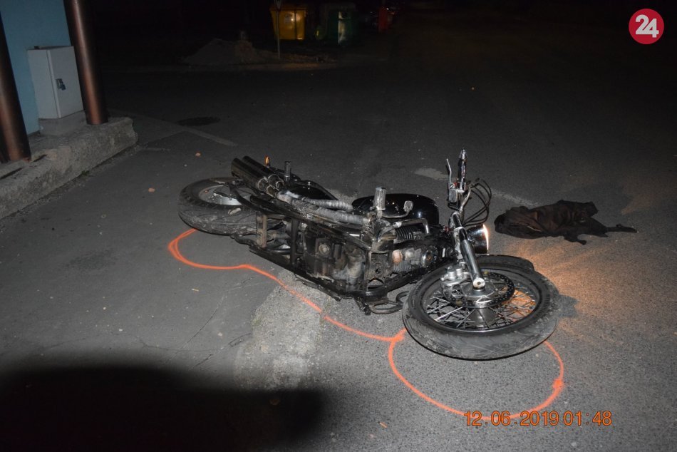 Ilustračný obrázok k článku Nehoda motorkára v Hrádku s ťažkým zranením: FOTO priamo z miesta