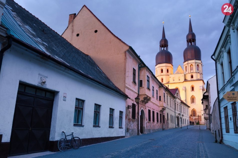 Ilustračný obrázok k článku V Trnave sa zídu umelci z celého sveta: Ulice Malého Ríma rozozvučia tóny organu