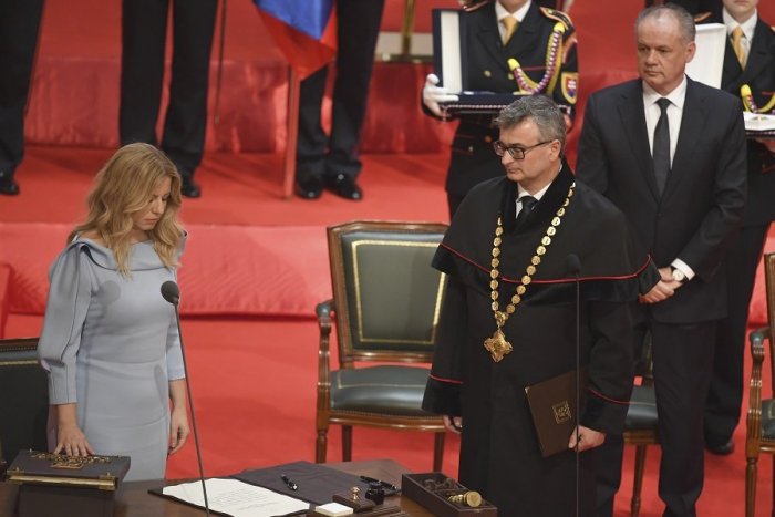 Ilustračný obrázok k článku Zuzana Čaputová sa ujala úradu prezidentky SR: FOTO z inaugurácie