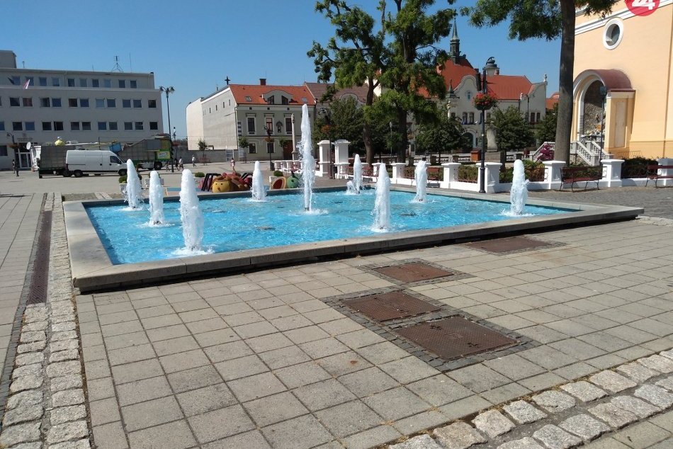 Ilustračný obrázok k článku Bojujte s horúčavami: V Topoľčanoch vás osviežia fontány i vodná hmla, FOTO