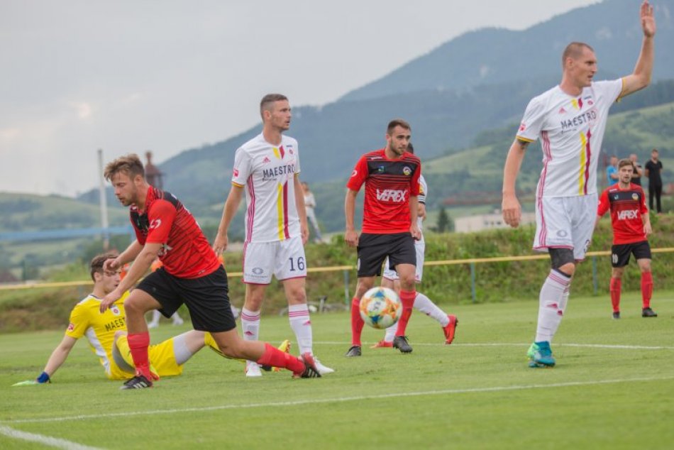 Ilustračný obrázok k článku Prvý prípravný zápas Tatranu: Liptáci si na úvod zmerali sily s Ružomberkom, FOTO