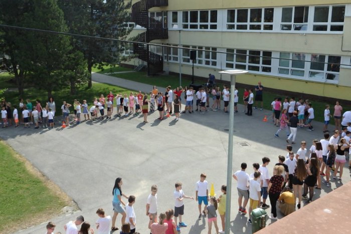 Ilustračný obrázok k článku Nový rekord zapísaný v Slovenskej knihe rekordov je v Žiline: Ktorá škola ho dostala?