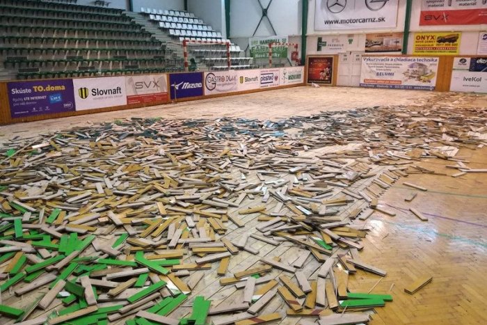 Ilustračný obrázok k článku Rekonštrukcia Milénia začala: Športovci sa môžu tešiť aj na novú palubovku