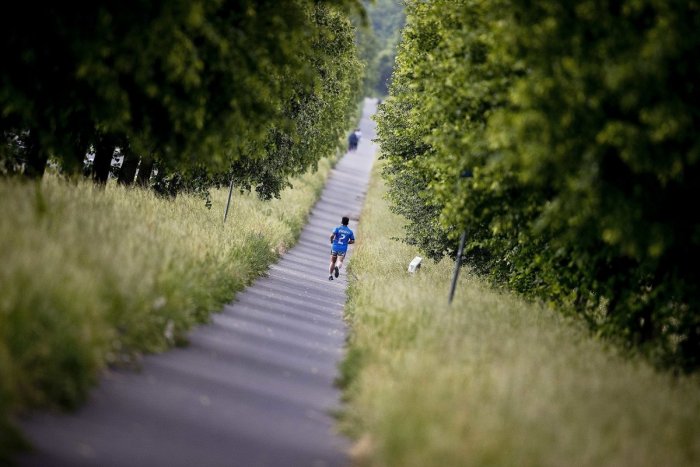 Ilustračný obrázok k článku Koniec júna oslávia športom: Beh okolo trnoveckého rybníka Amerika