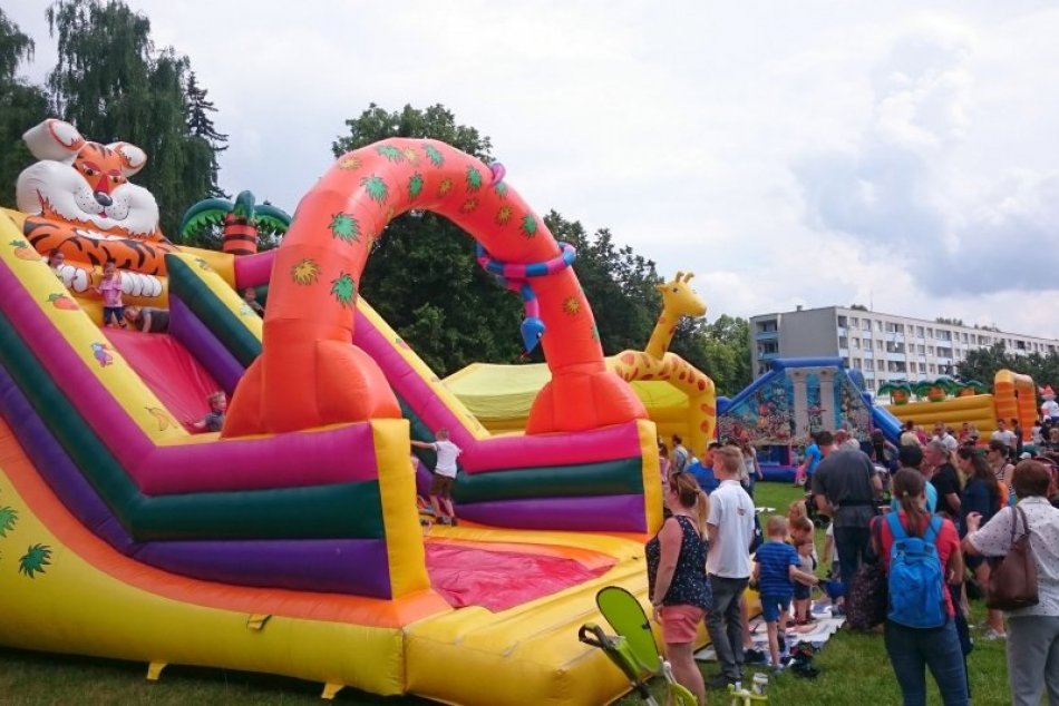 Ilustračný obrázok k článku Veľká oslava príchodu PRÁZDNIN: Park zaplnia ATRAKCIE, lákajú aj AUTOGRAMIÁDY