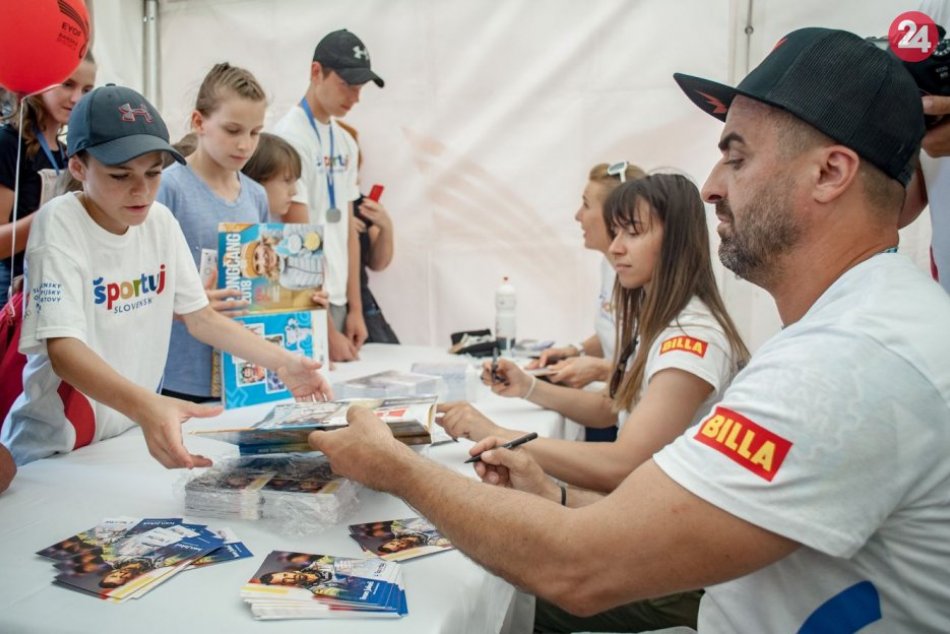 Ilustračný obrázok k článku V bystrickom parku športovali stovky detí s osobnosťami. Nechýbali známi reprezentanti, FOTO