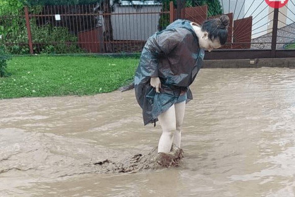 Ilustračný obrázok k článku Voda pri Nitre ukázala svoju silu: FOTO a VIDEO zatopenej dediny