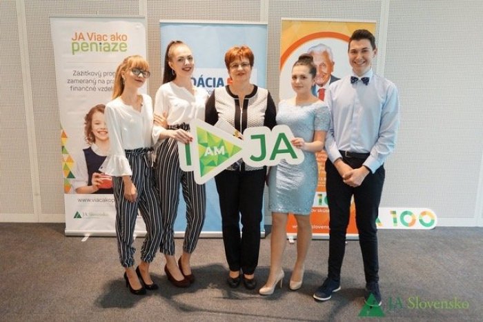 Ilustračný obrázok k článku Vynikajúce výsledky študentov Tatranskej akadémie