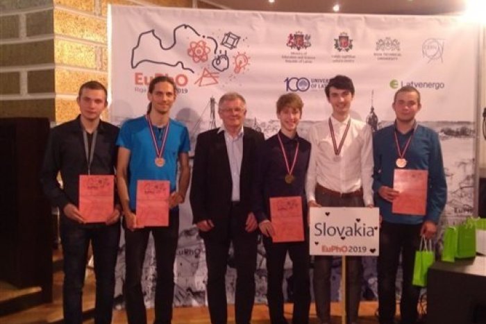 Ilustračný obrázok k článku Úspech Jonáša z prešovskej priemyslovky: Dokázal to ako prvý študent v ére SR!