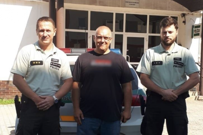 Ilustračný obrázok k článku Pochvala pre liptovských policajtov: Mužovi (50) zachránili život
