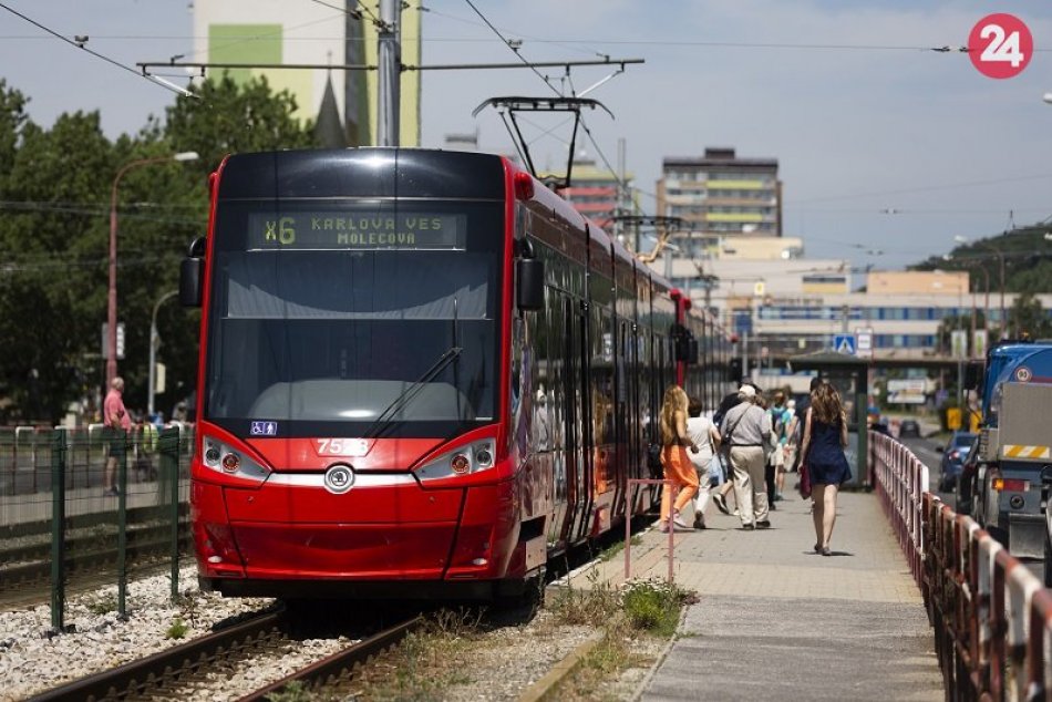 Ilustračný obrázok k článku Novinka v bratislavskej MHD: Dvere vozidiel sa budú zatvárať fotobunkou