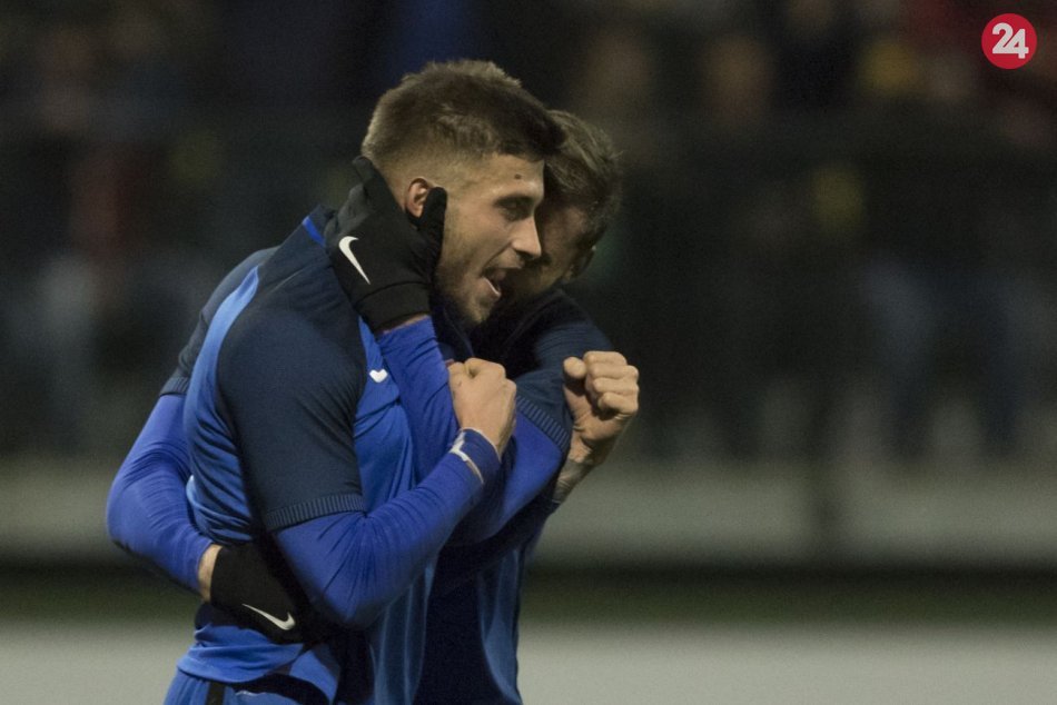 Ilustračný obrázok k článku Pohyby v kádri Spartaka: Čonka z Trnavy odišiel, klub podpísal Filipa Oršulu