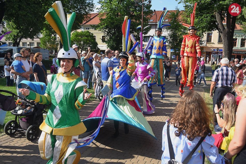 Ilustračný obrázok k článku Konečne! Do novoveských ulíc sa vráti život: Čo všetko sa bude otvárať?