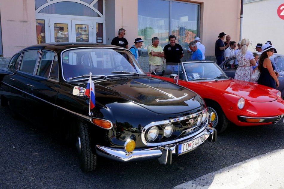 Ilustračný obrázok k článku Do Topoľčianok dorazila kolóna automobilových veteránov: FOTO a VIDEO