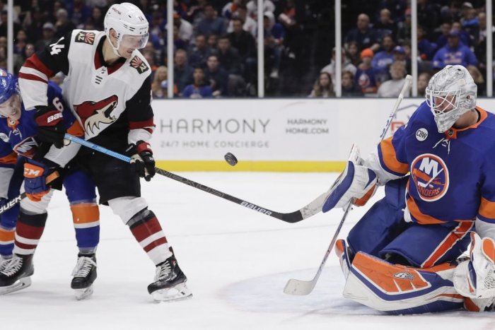 Ilustračný obrázok k článku Pánik do Washingtonu: Podpísal štvorročnú zmluvu za 11 miliónov dolárov