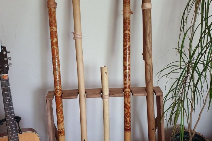 Ilustračný obrázok k článku Pri Lučenci sa výroba fujár zachovala vďaka rodinnej tradícii dodnes, FOTO