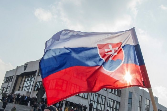 Ilustračný obrázok k článku Návrh Mosta-Híd rozhneval samosprávy, nevylučujú protesty pred NR SR