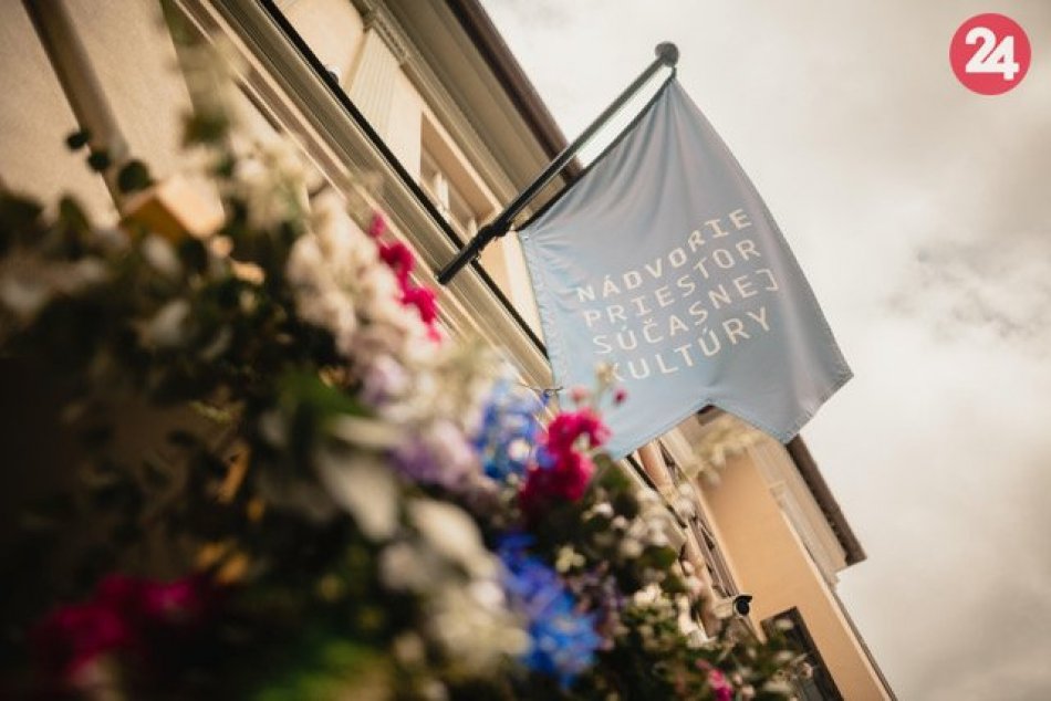 Ilustračný obrázok k článku Letné Nádvorie ponúkne skvelé koncerty a zaujímavé filmy: Poznáme júlový program