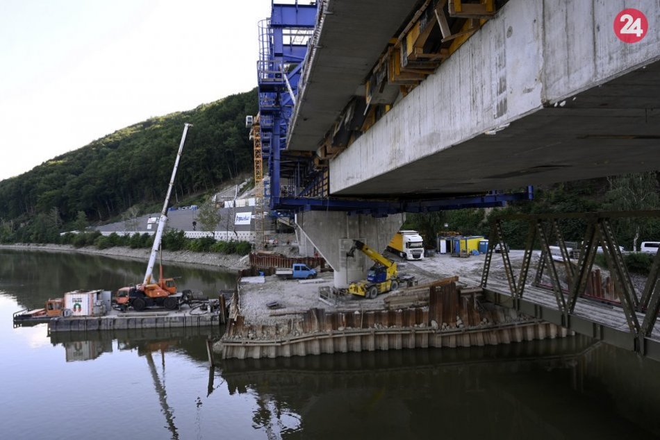 Ilustračný obrázok k článku Modernizácia železnice pri Považskej sa predĺži a predraží: Čo prinesie? FOTO