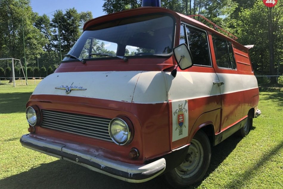 Ilustračný obrázok k článku Pamätáte legendárnu Škodu 1203? V Hendrichovciach ju ešte stále občas využívajú hasiči