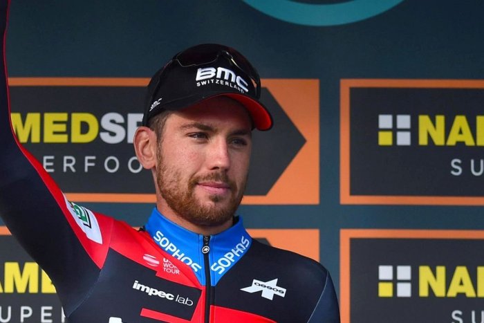 Ilustračný obrázok k článku Bevin si zlomil rebrá: Ako prvý pretekár odstúpil z tohtoročnej Tour